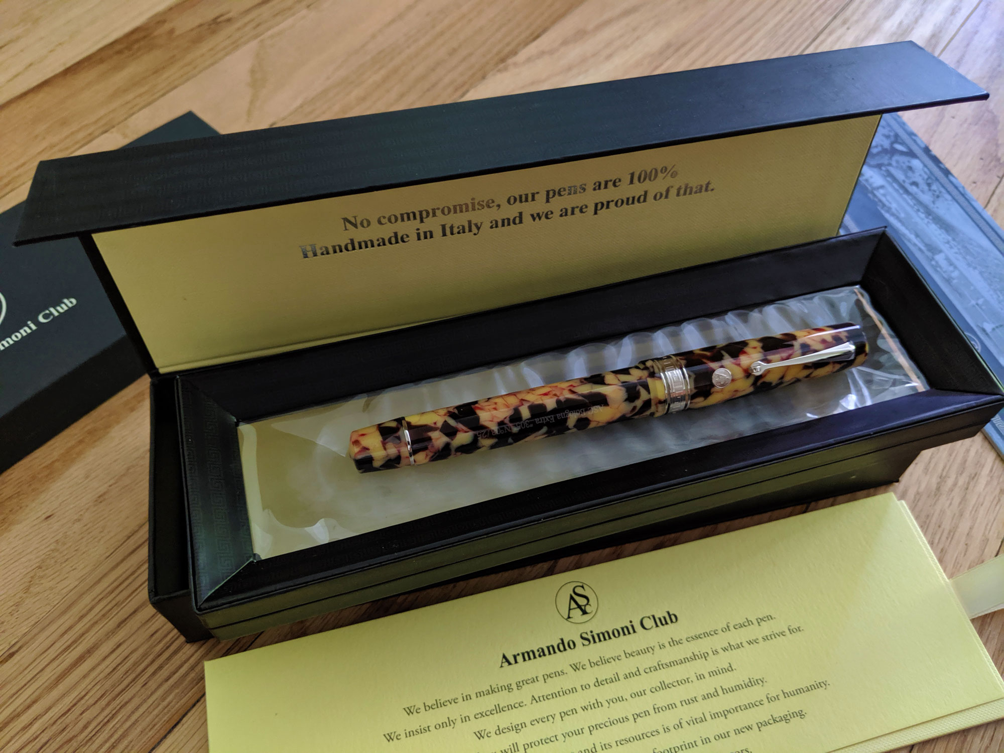 Armando Simoni Club Bologna Extra Vesuvio Fountain Pen